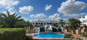 Schönes Reihenhaus mit Pool